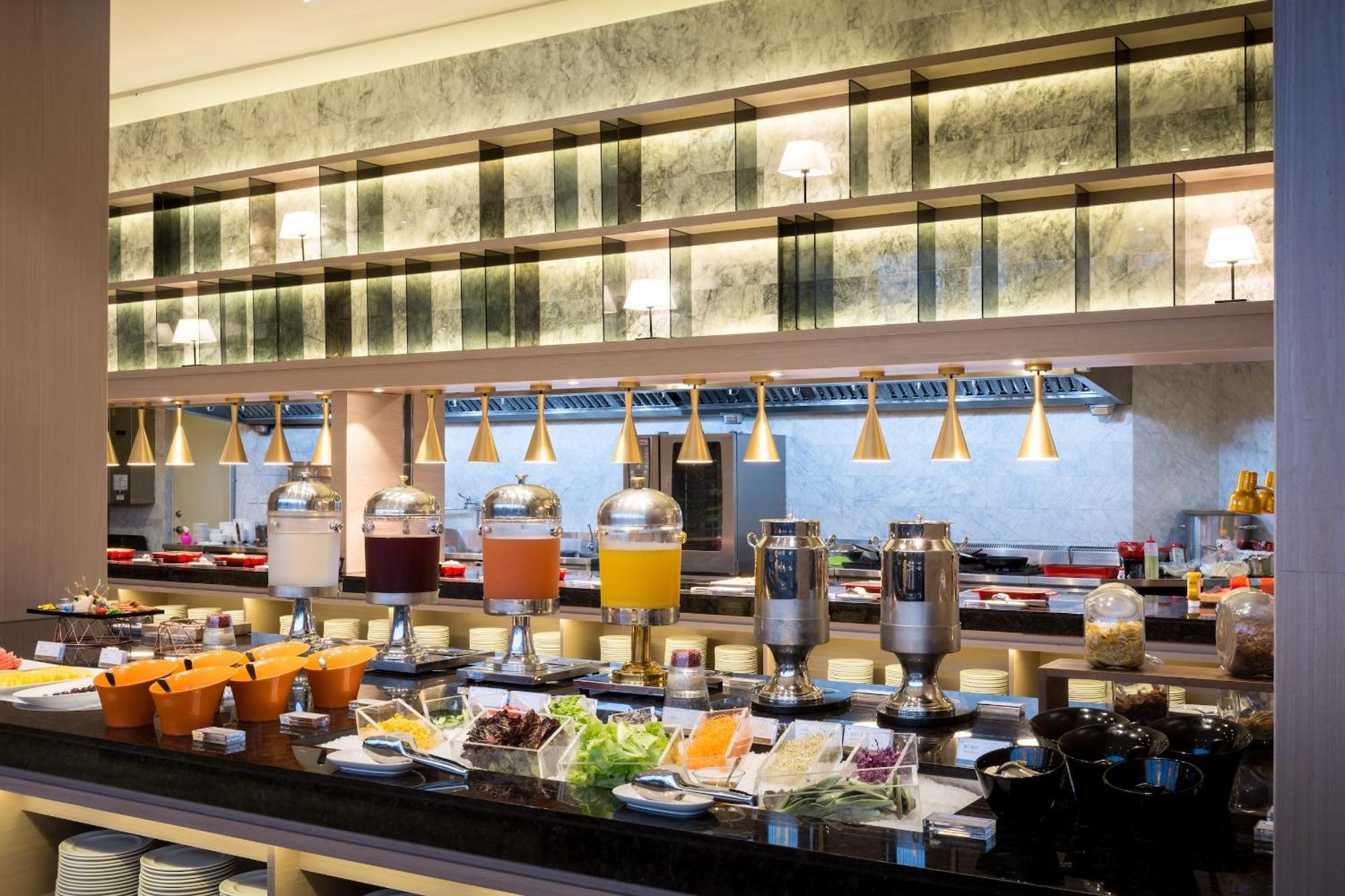 Cuncyue Hot Spring Resort 羅東鎮 エクステリア 写真 The buffet at the hotel